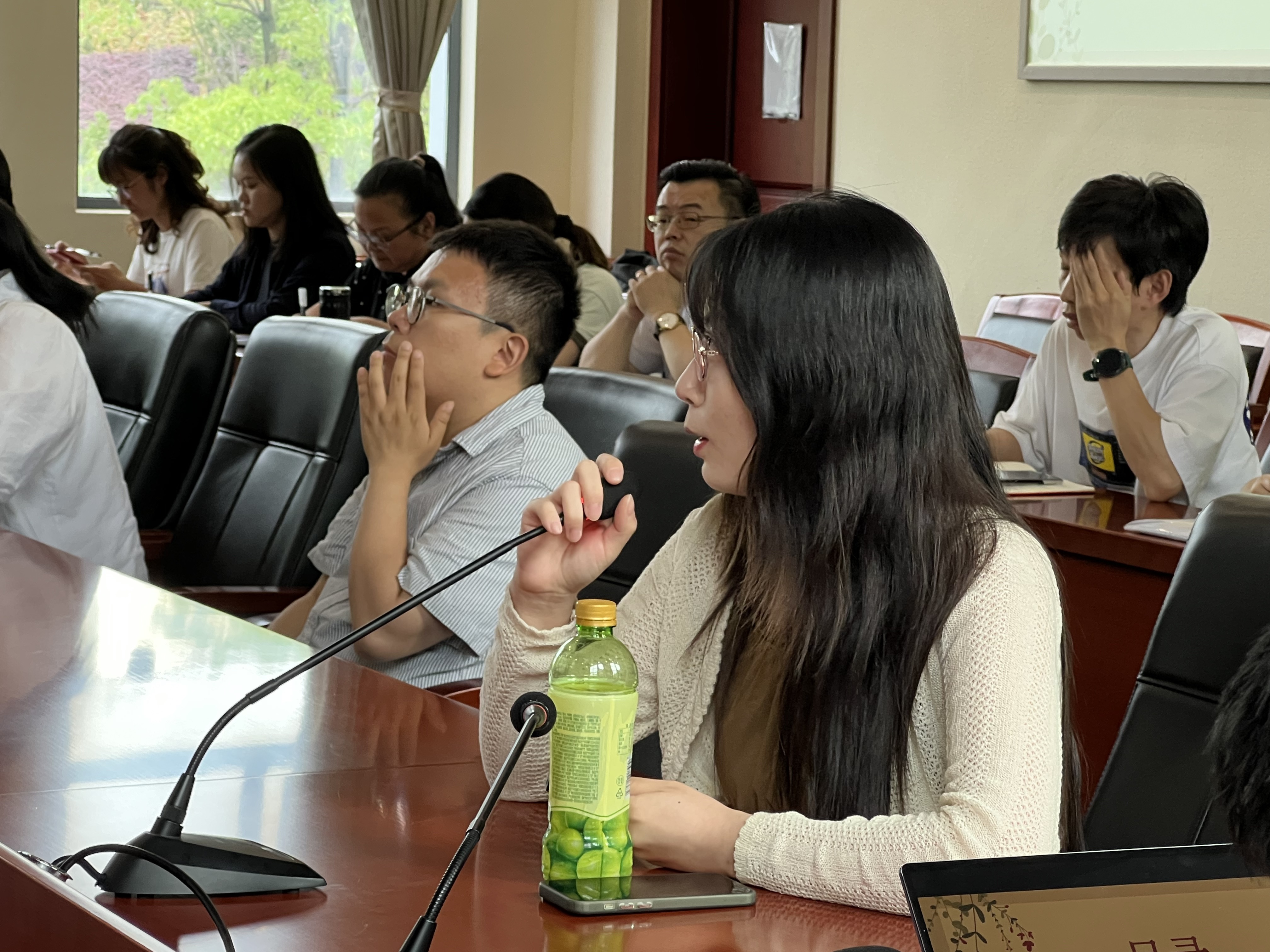 说明:社团指导老师讲话